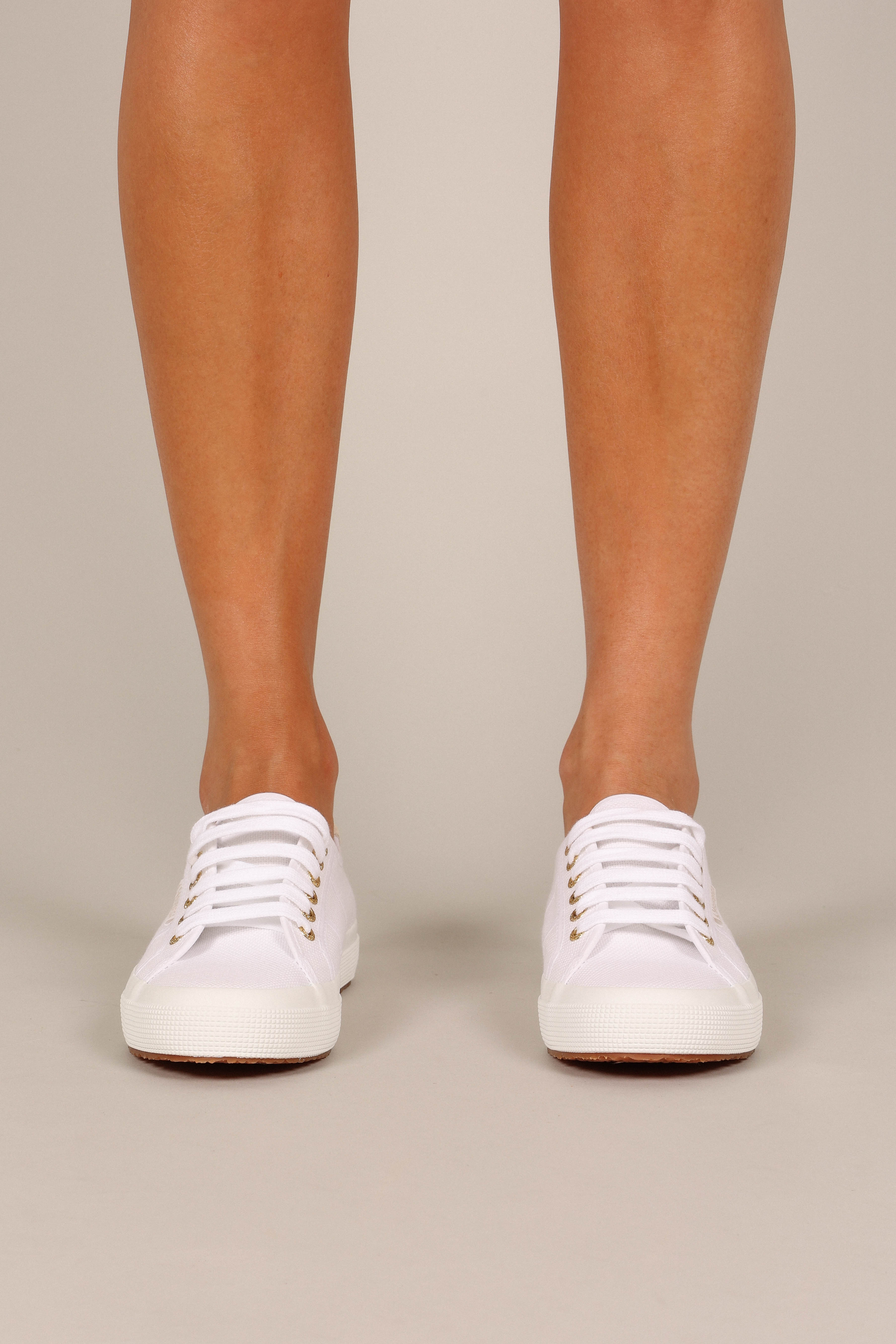 2750 Suede Heel Tab - White Beige - Image 4