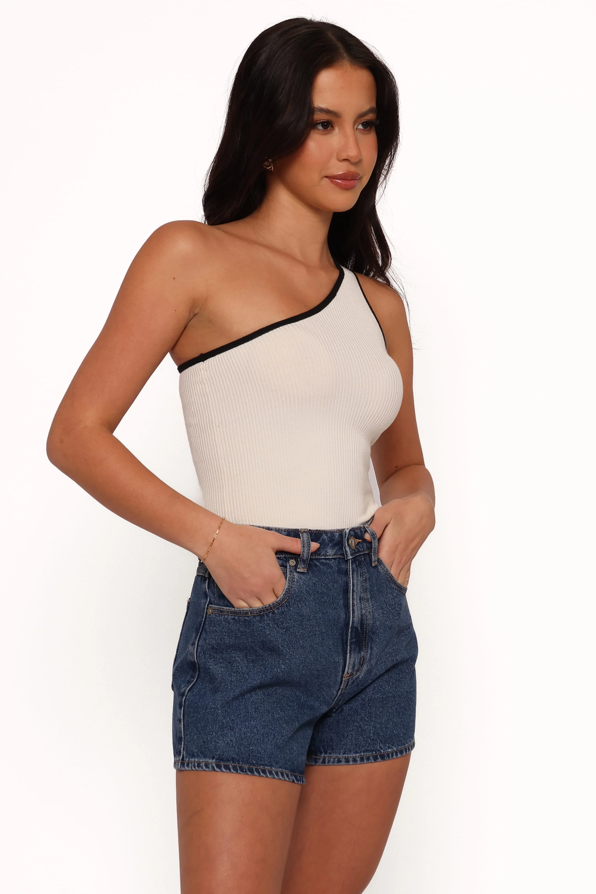 Abrand Venice Shorts - Bella - Image 6