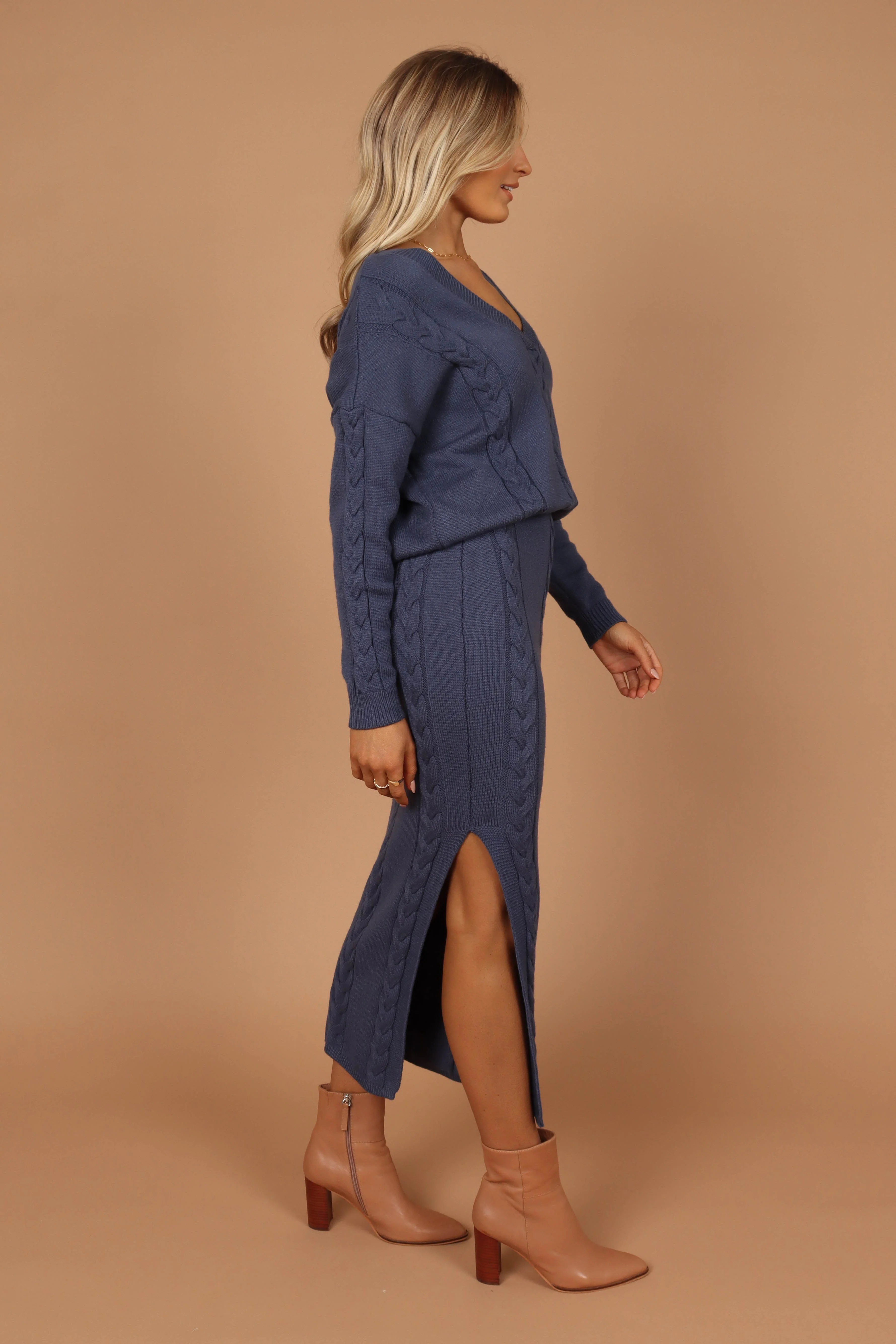 Aspen Cable Knit Sweater - Midnight Blue - Image 7