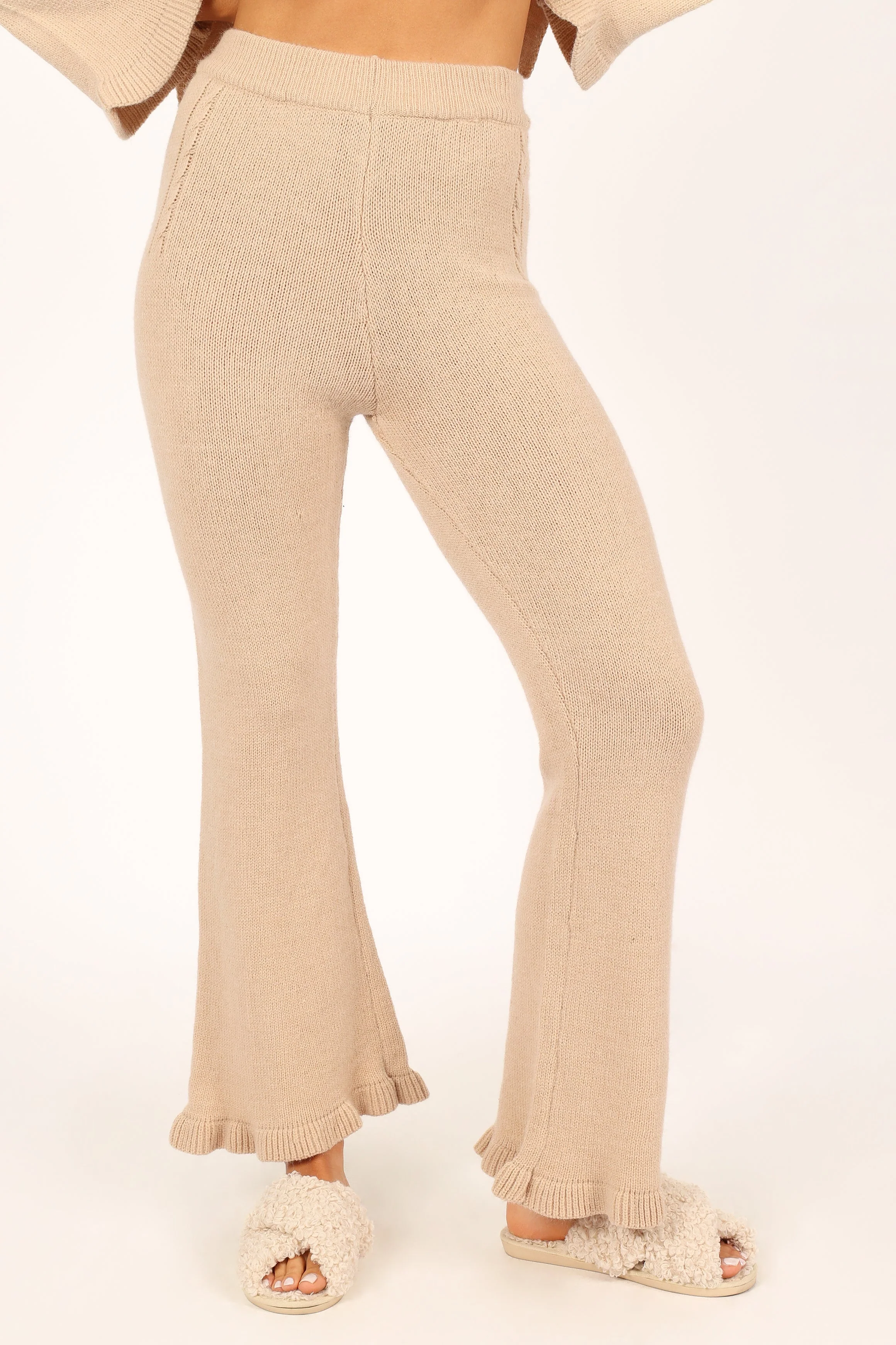 Boa Knitted Set - Oatmeal - Image 8