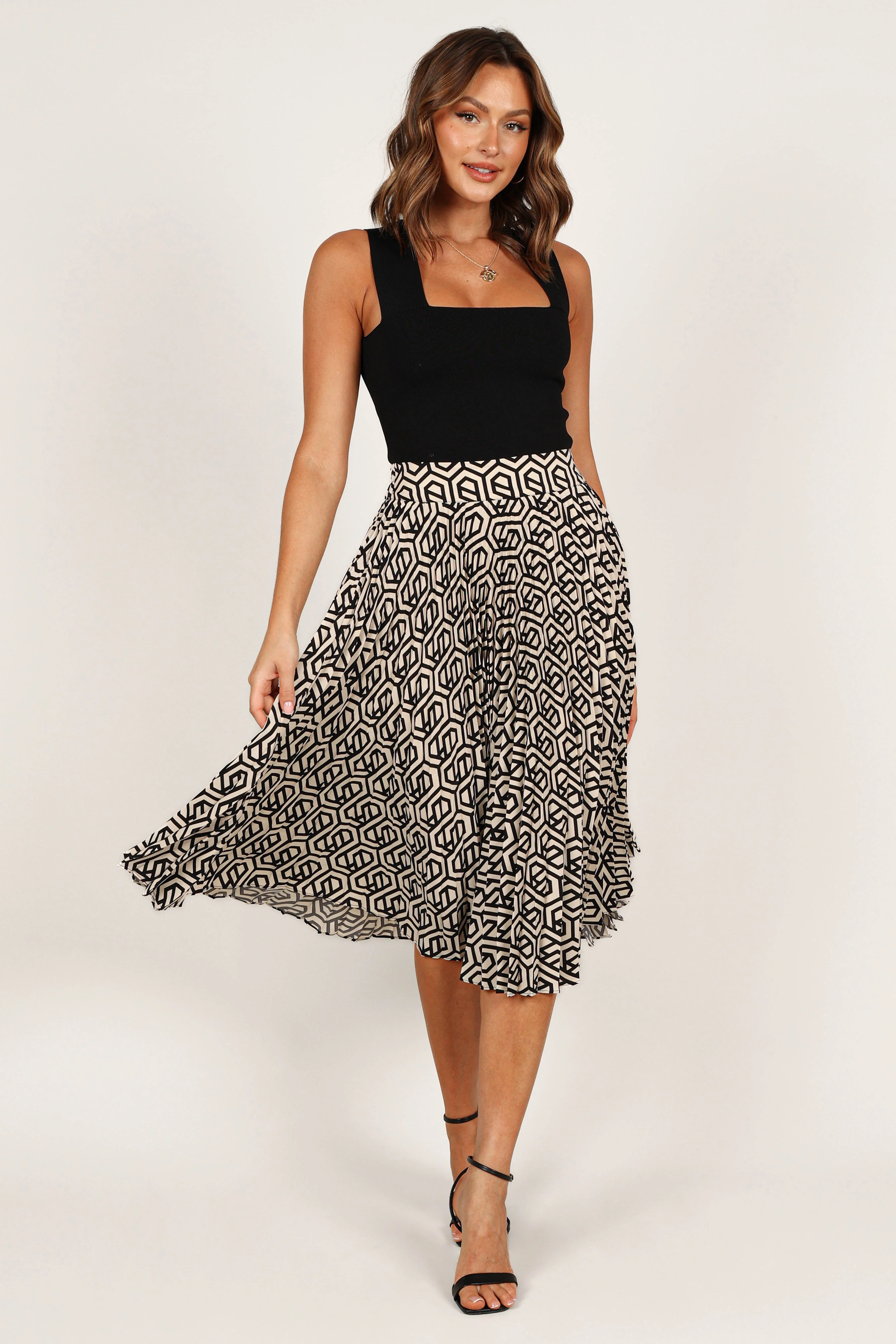 Carmel Pleat Midi Skirt - Black Print - Image 8