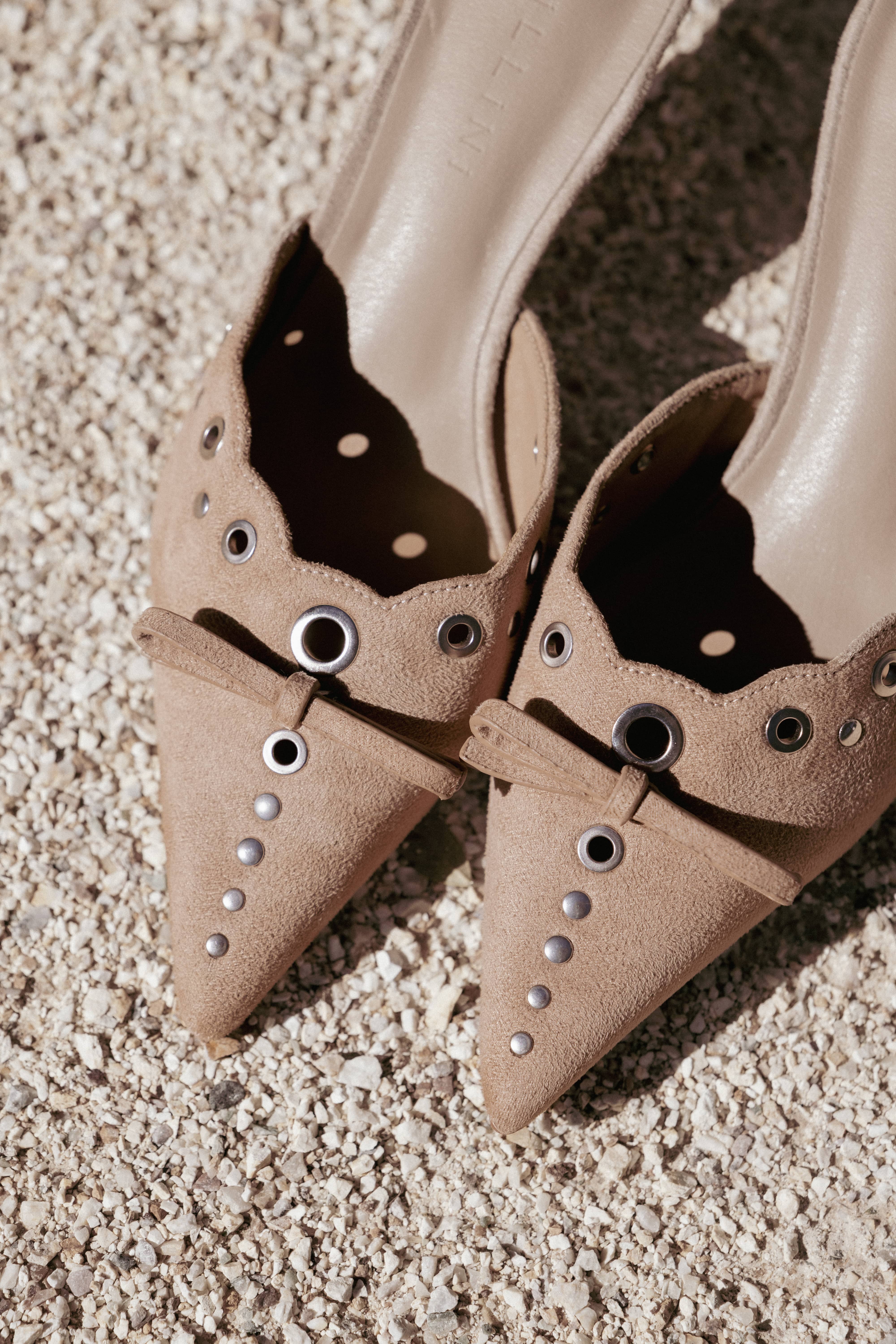 Elio Heels - Camel Suede - Image 4