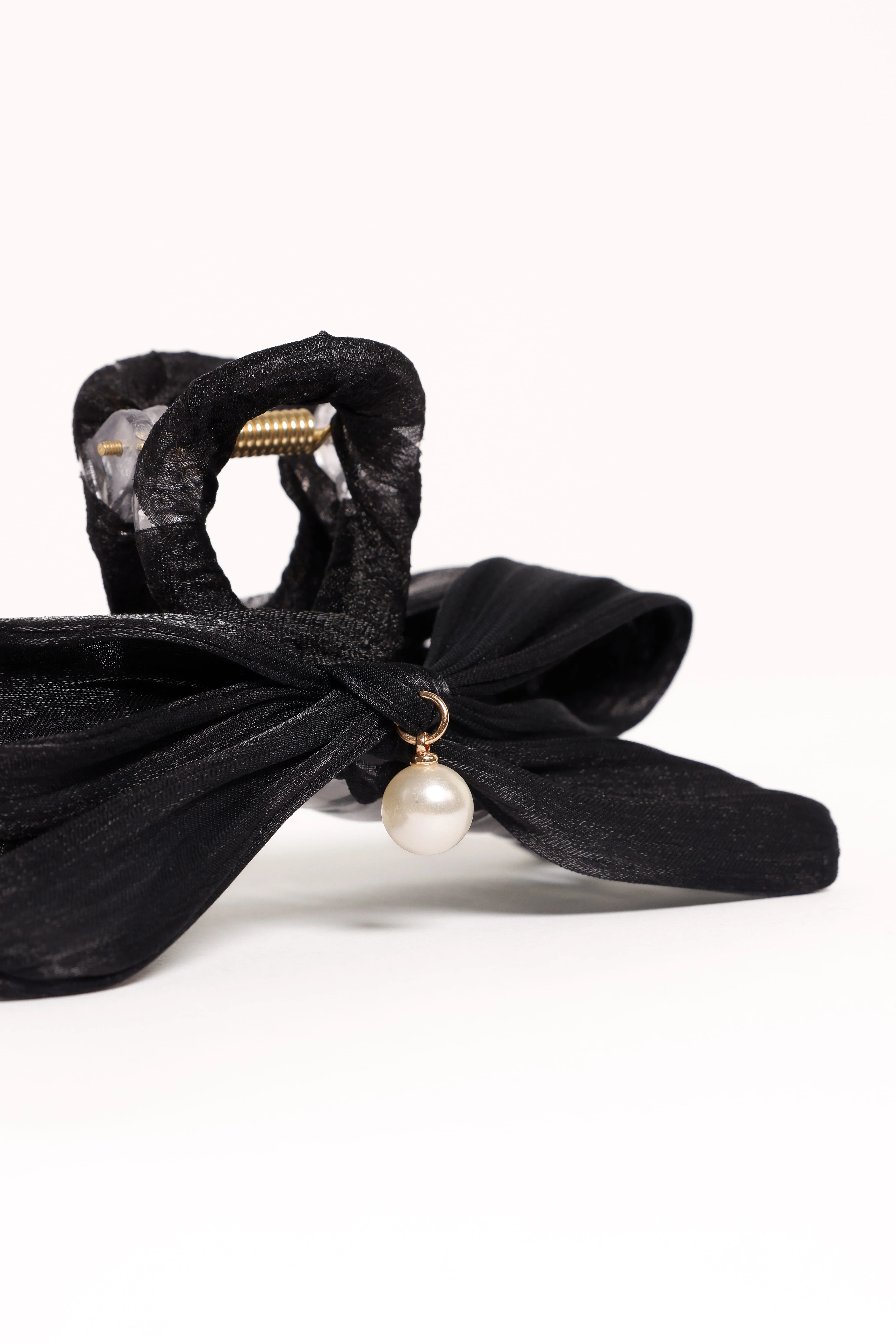 Ezra Bow Hair Clip - Black - Image 2