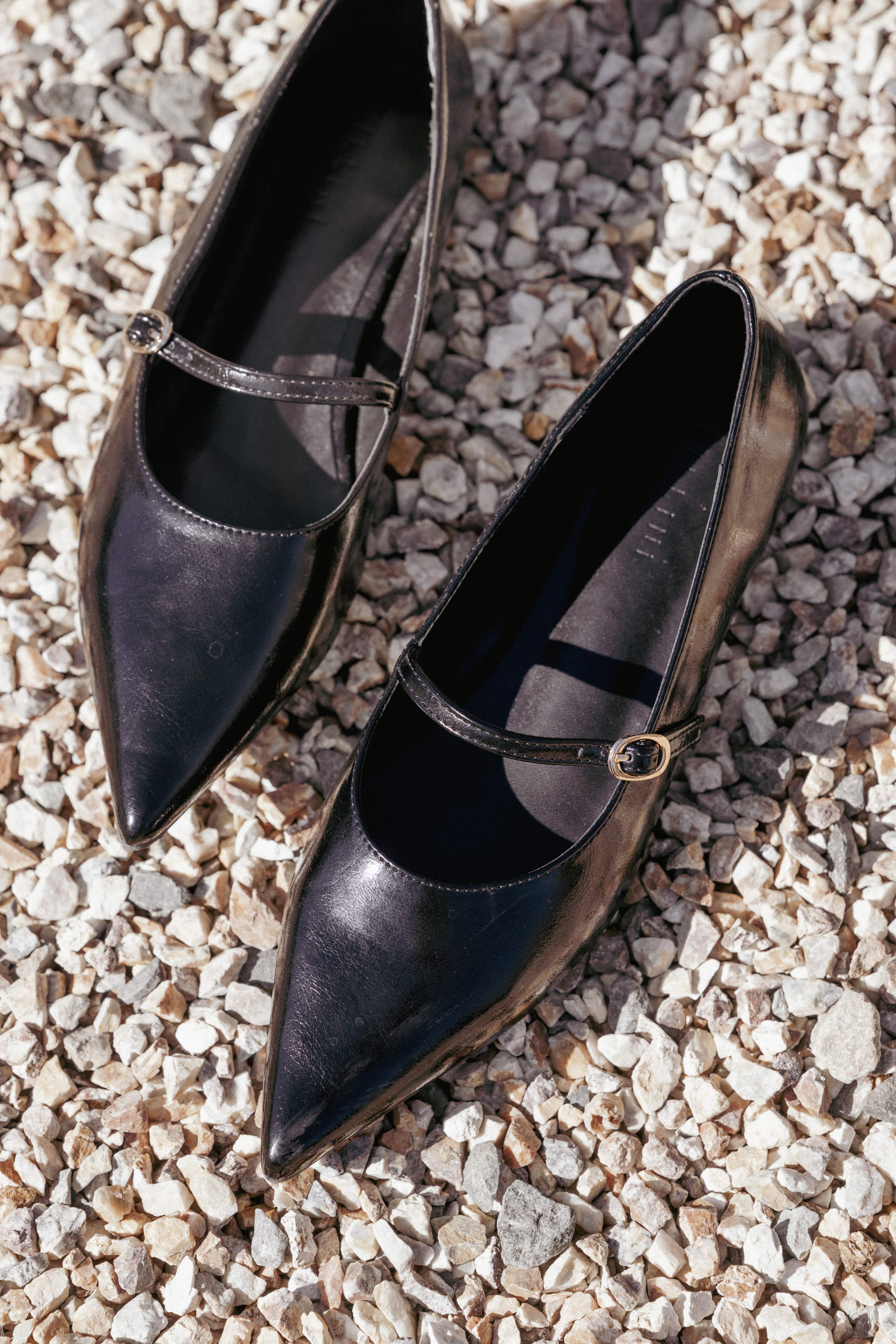 Harriette Flats - Black - Image 5