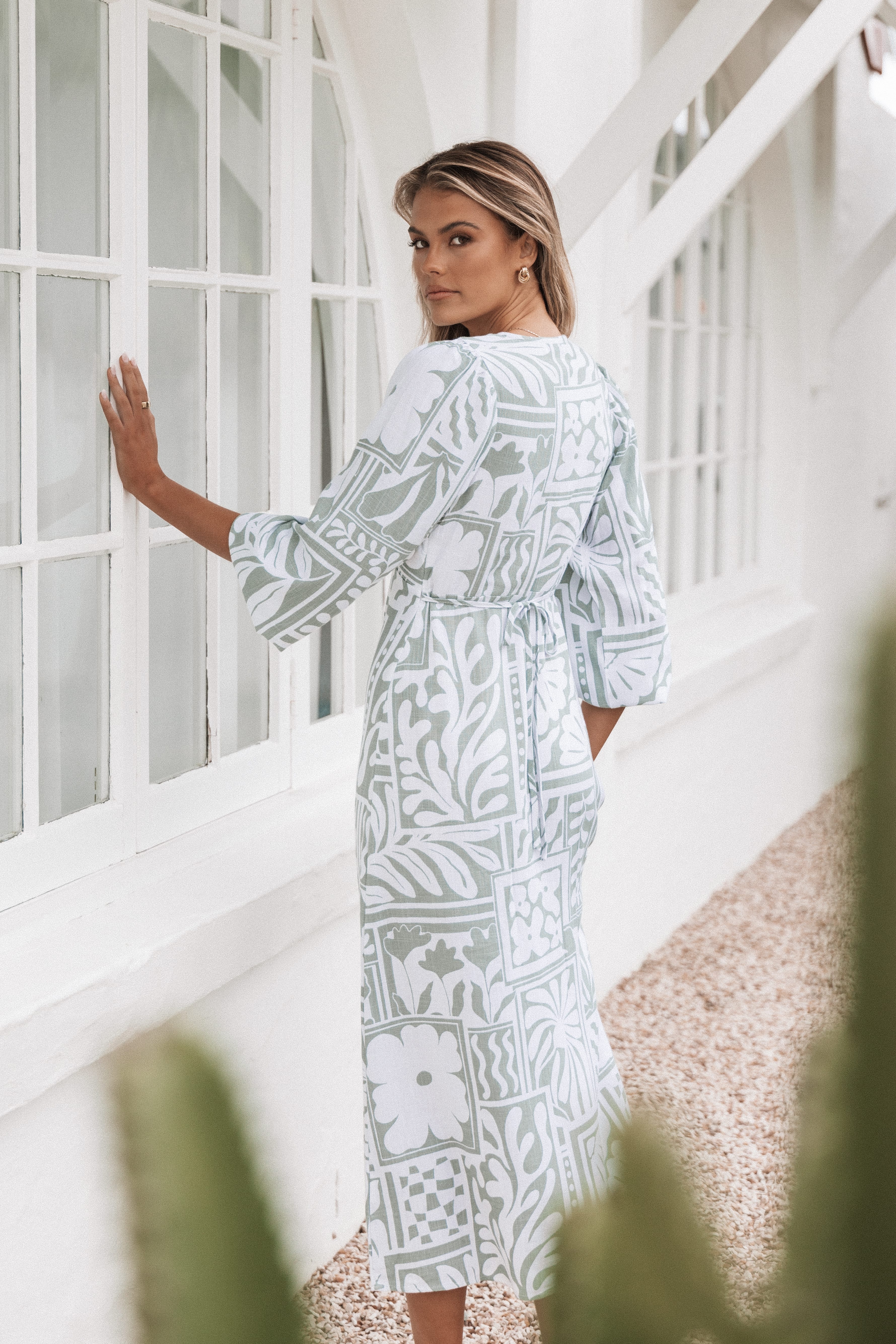 Kolby Long Sleeve Midi Dress - Sage Print - Image 2