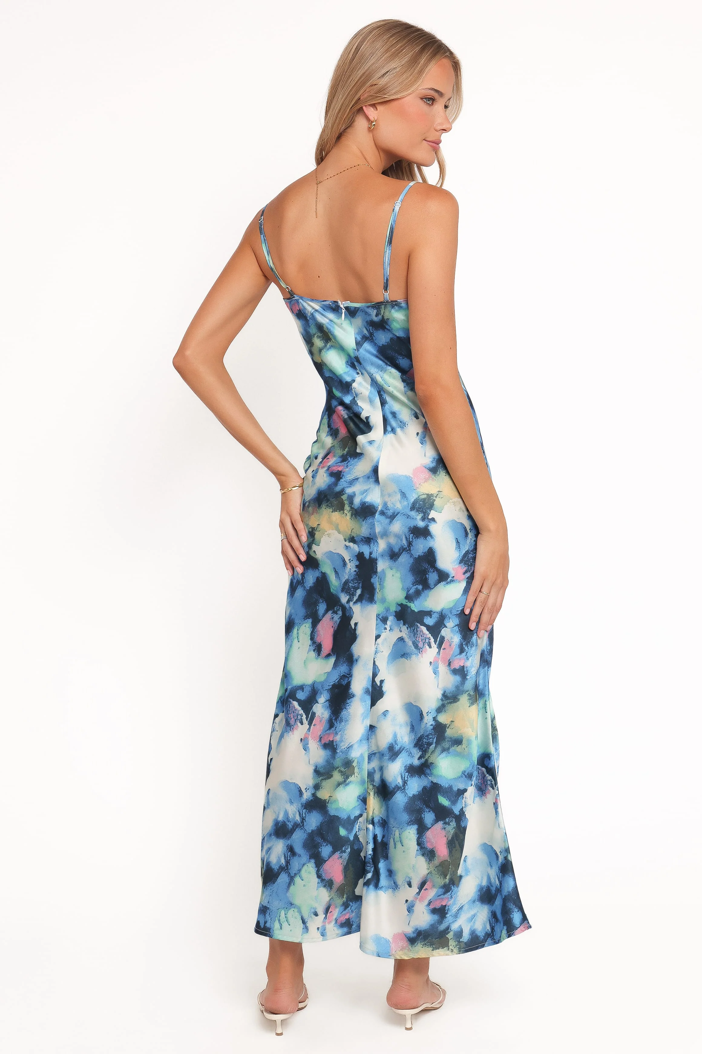 Lyselle Maxi Dress - Blue Print - Image 4