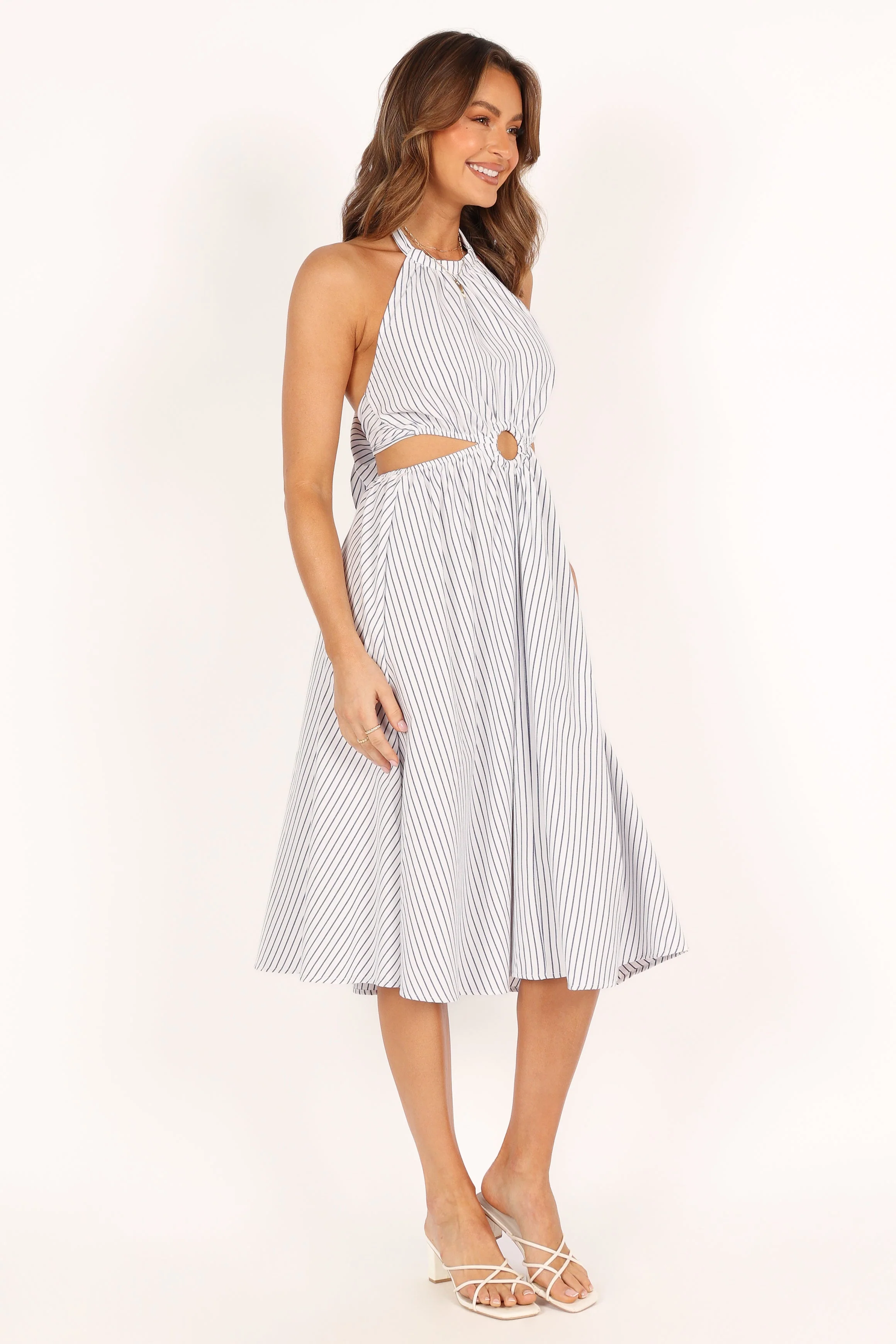 Malika Ring Detail Midi Dress - White Navy - Image 8