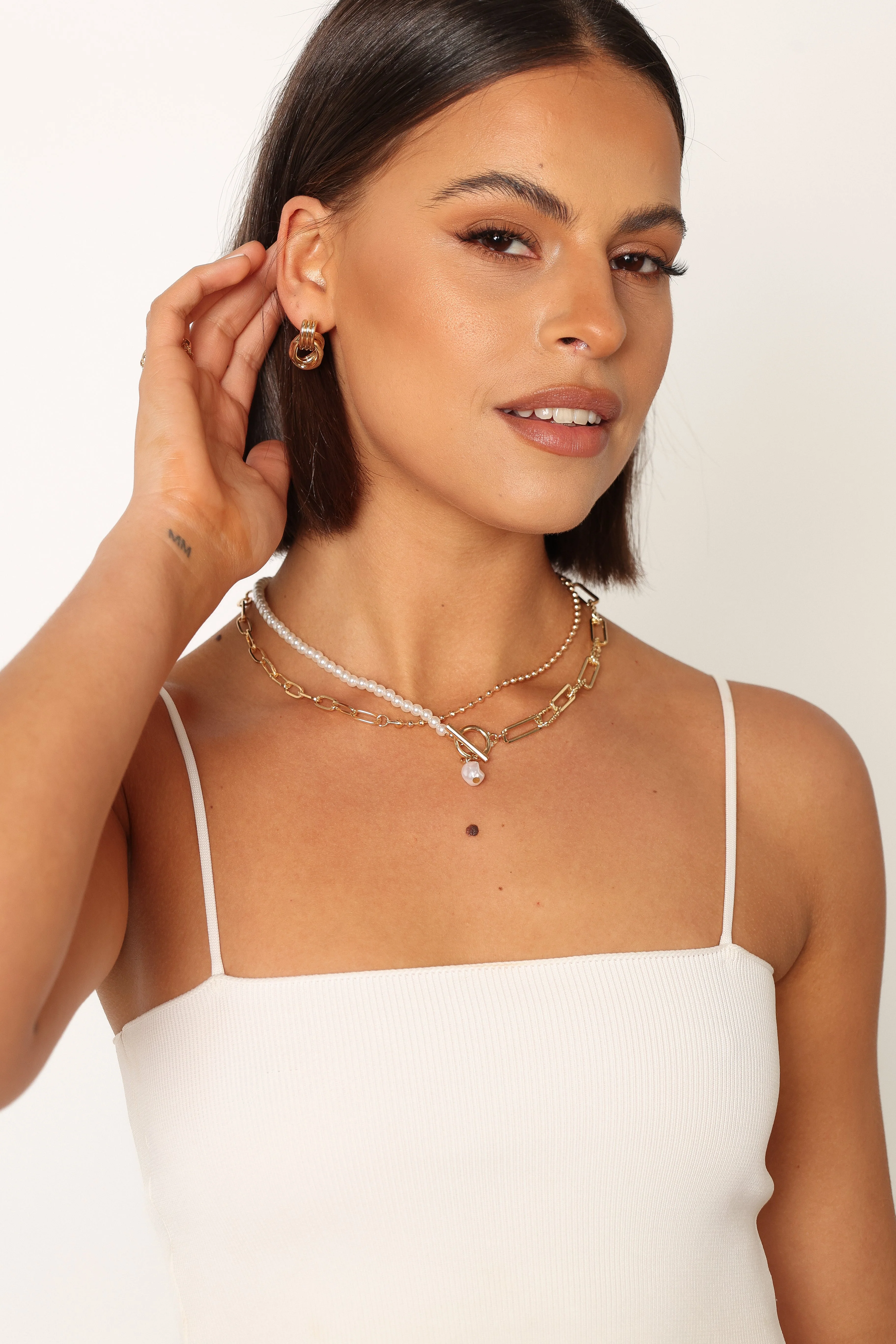 Ryker Layered Necklace - Gold Pearl - Image 3