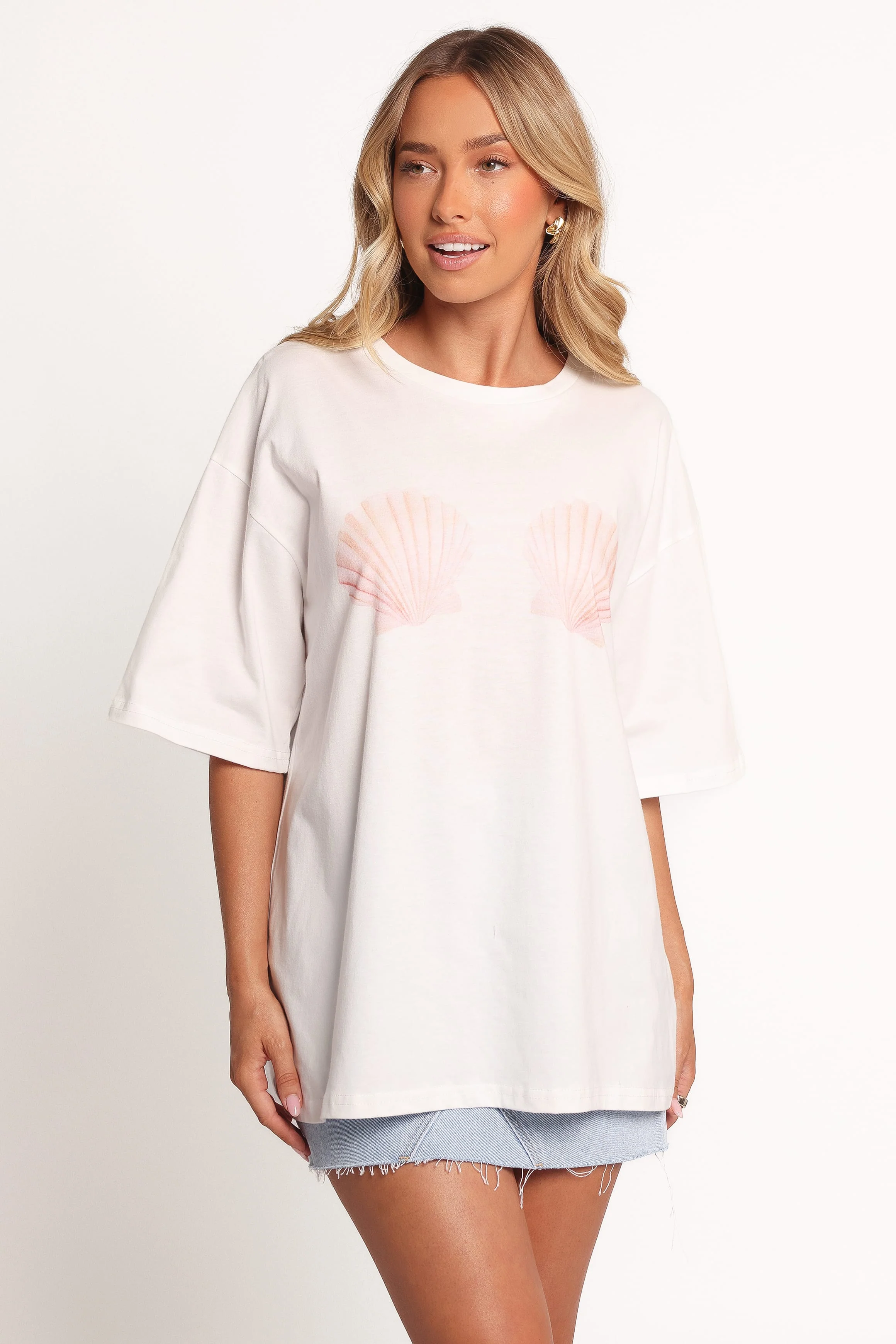 Sammie Graphic Tee - White - Image 7