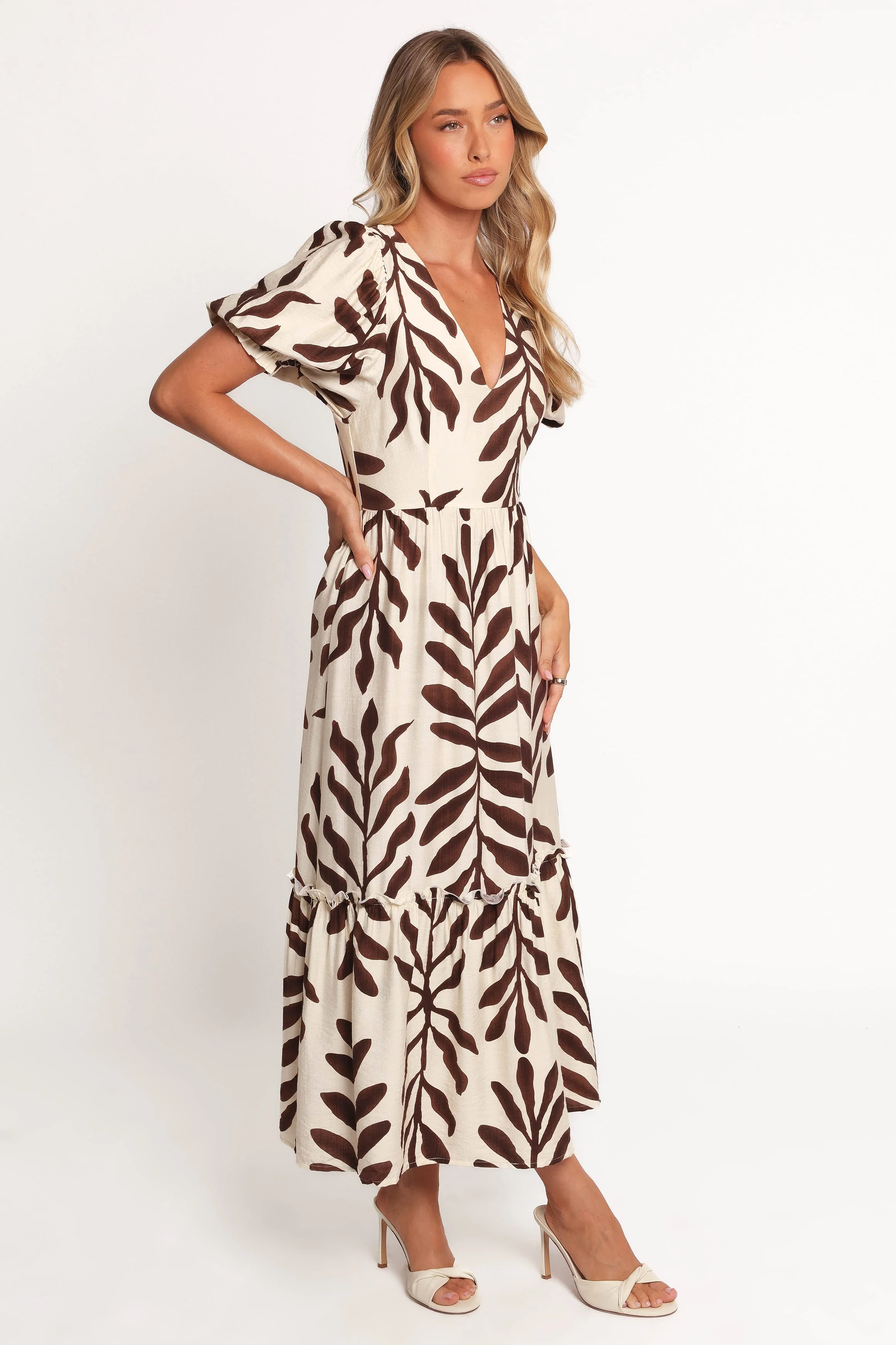Steele Puff Sleeve Midi Dress - Brown Palm - Image 5
