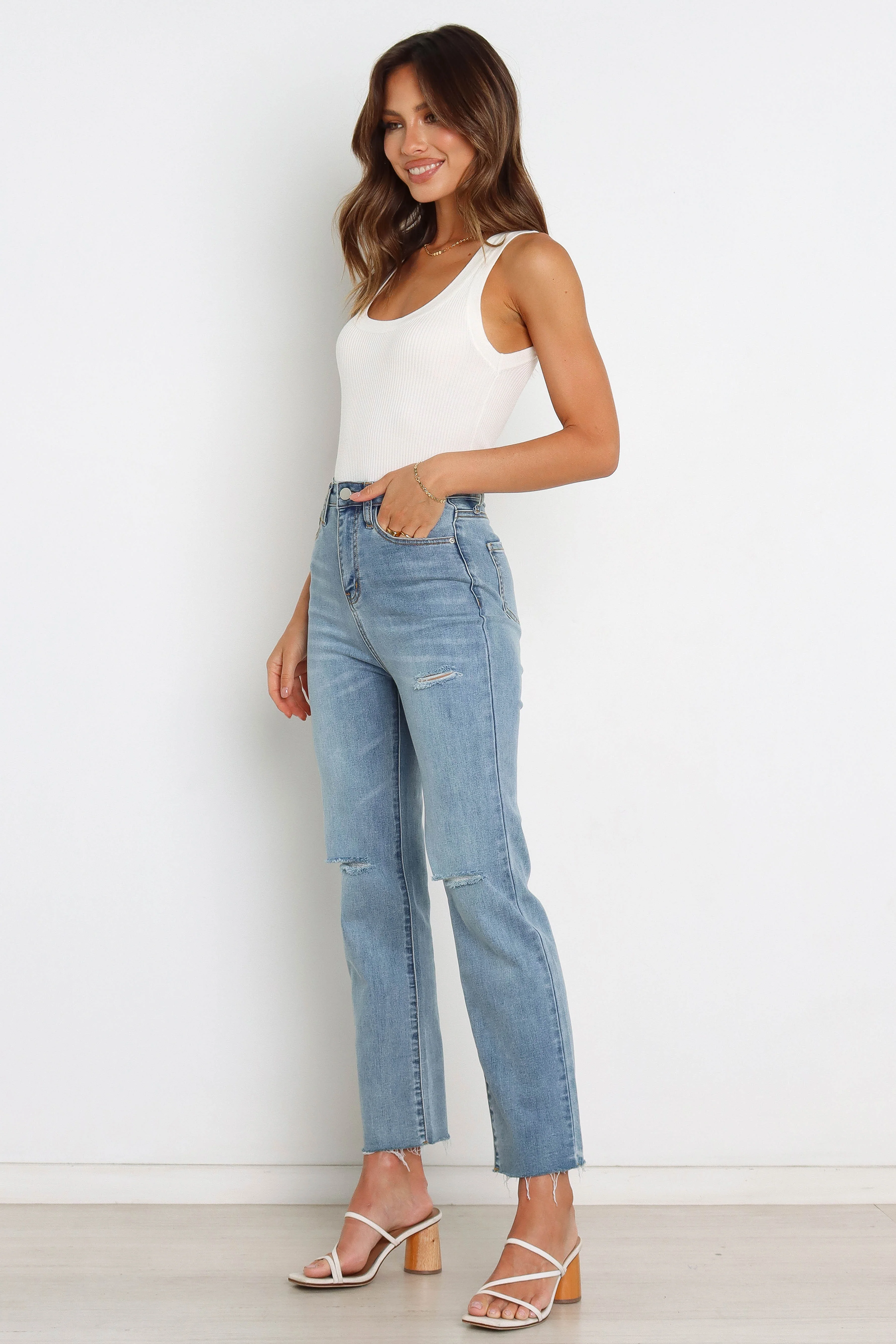 Tobi Top - White - Image 5
