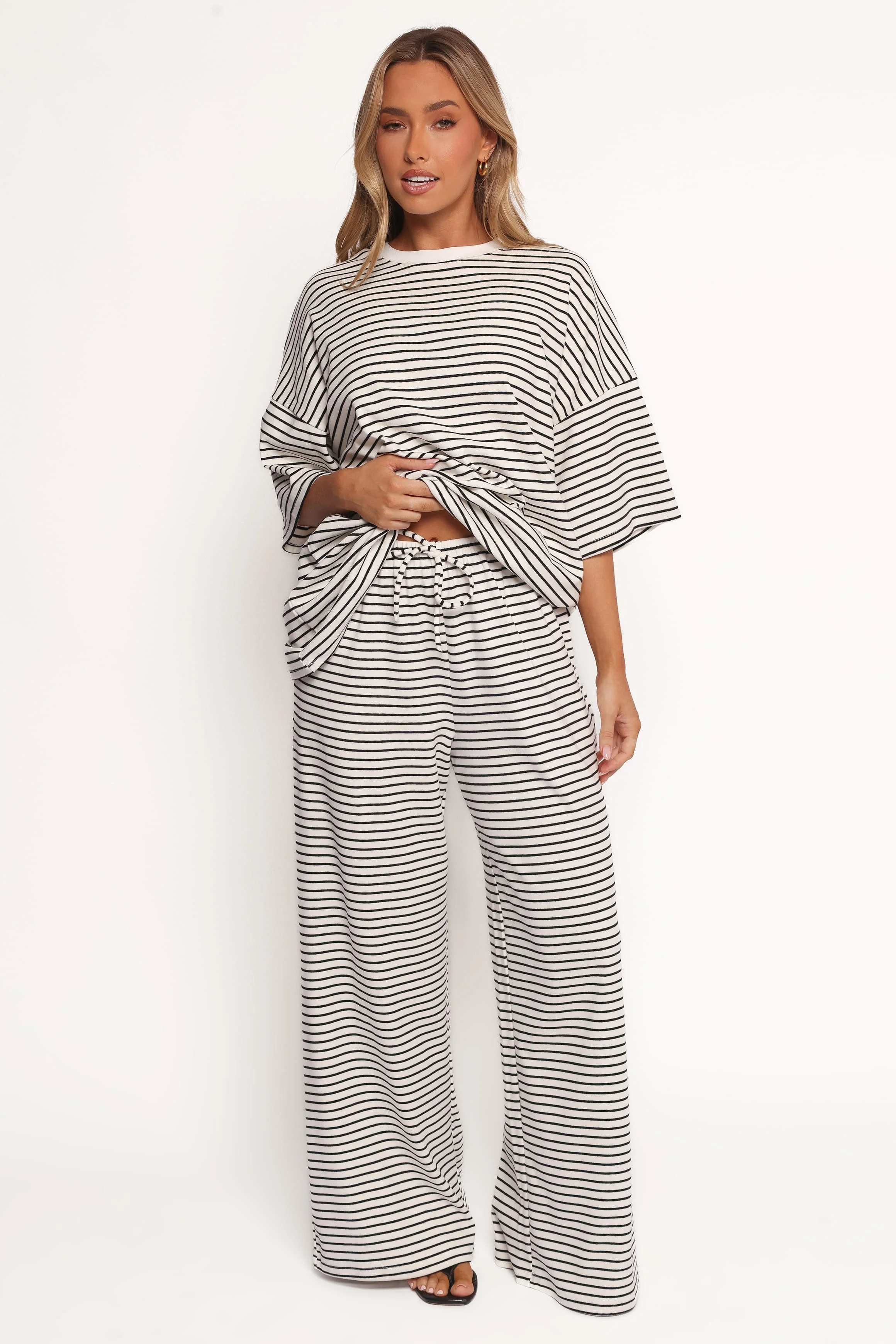 Wilda Oversized Tee - White Black Stripe - Image 3